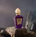 qamar morada.webp